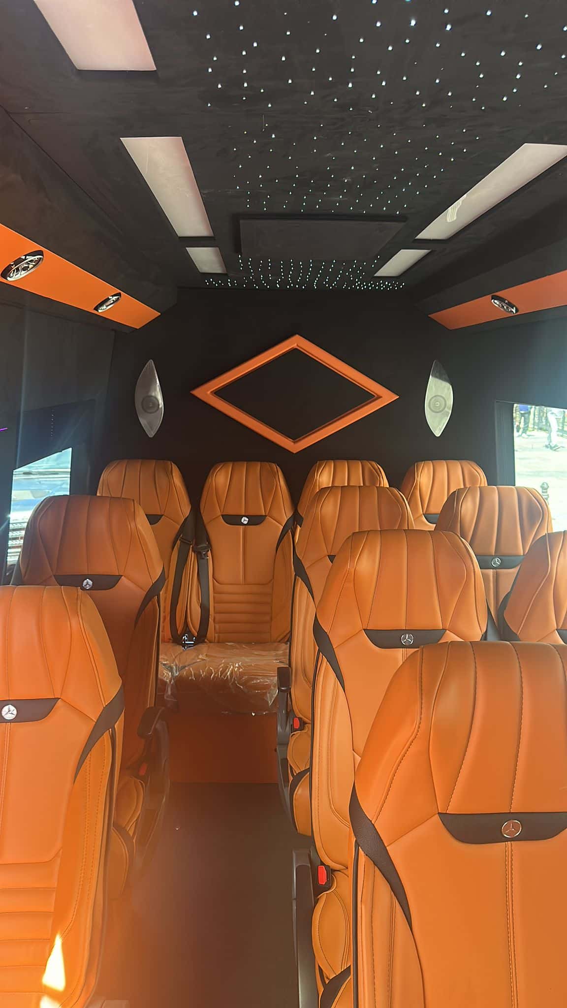 Private van taxi for group transfer 30