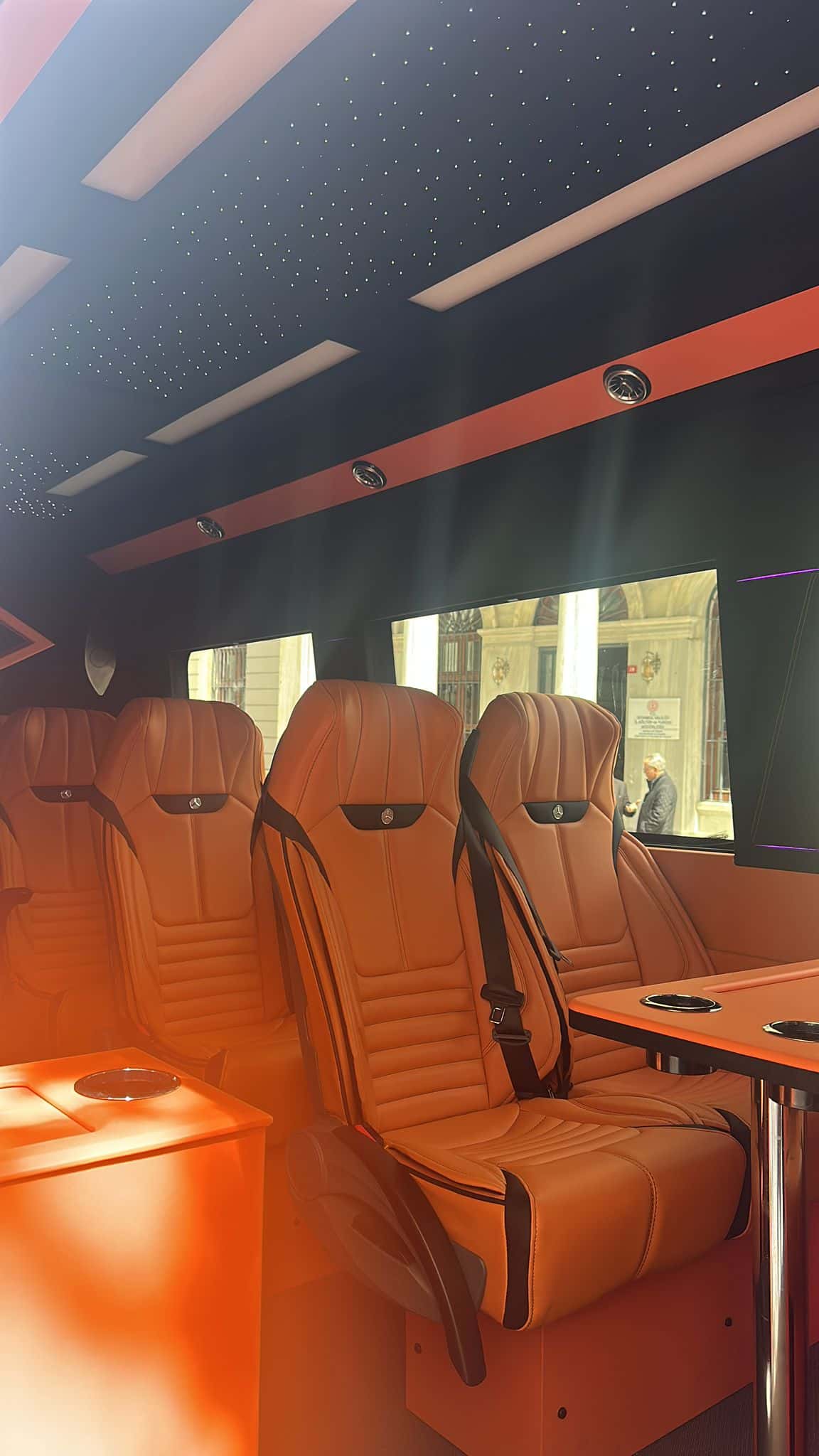 Private van taxi for group transfer 32