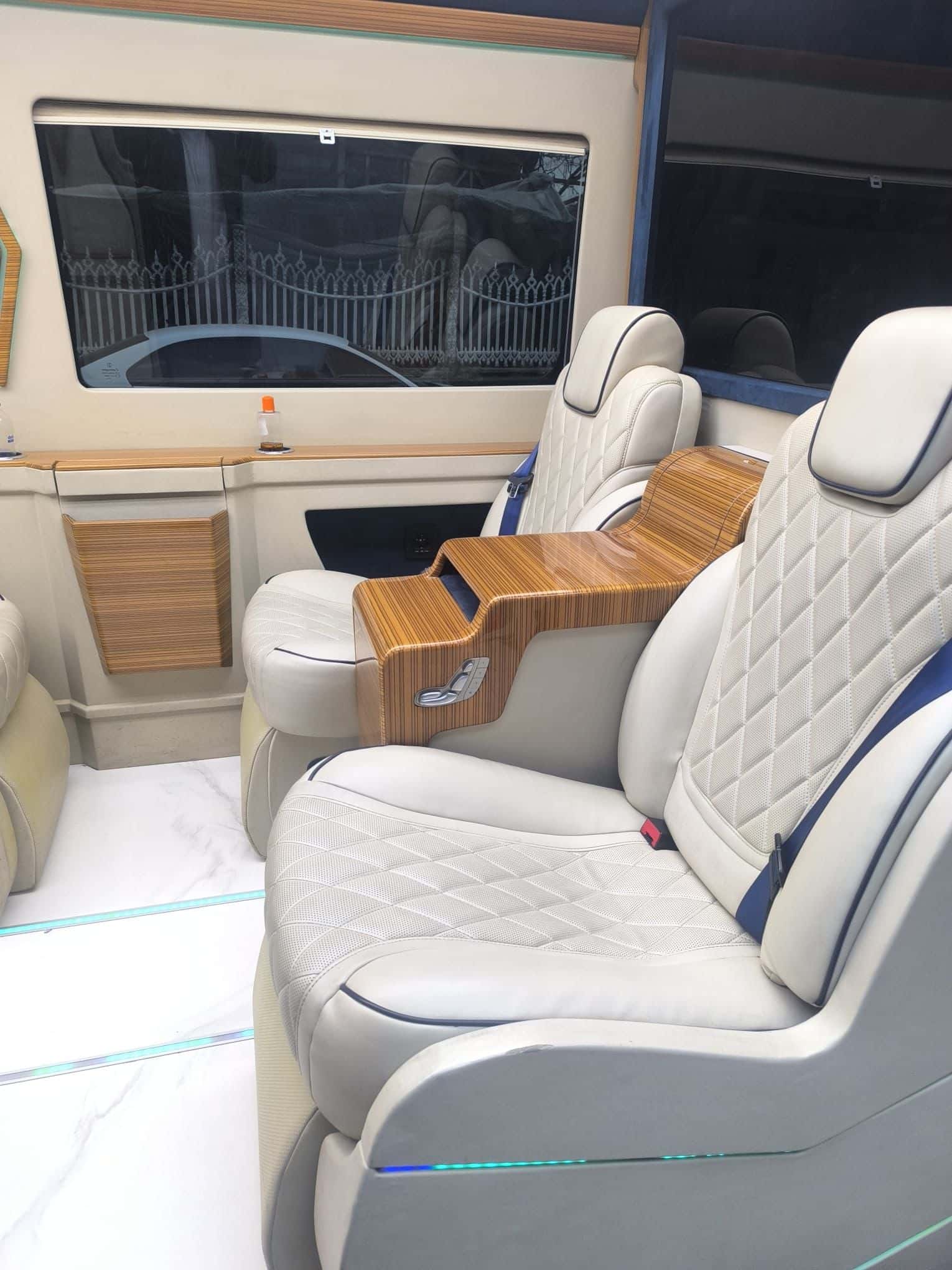 Private van taxi for group transfer 36