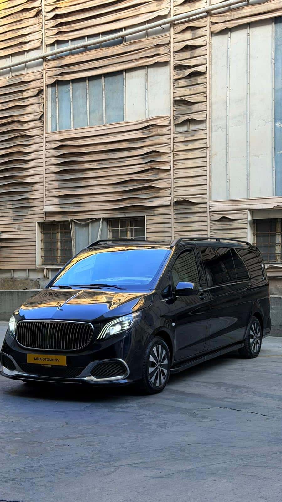 Premium Mercedes exterior front